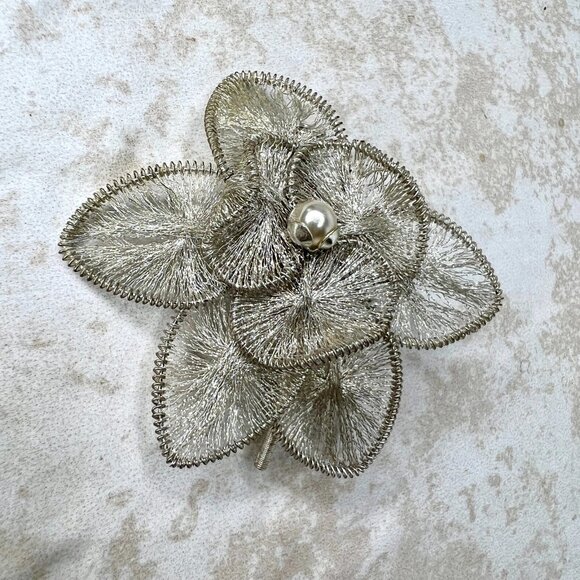 Vintage Silver Mesh Flower Brooch 2.5" Pearl - Picture 3 of 5